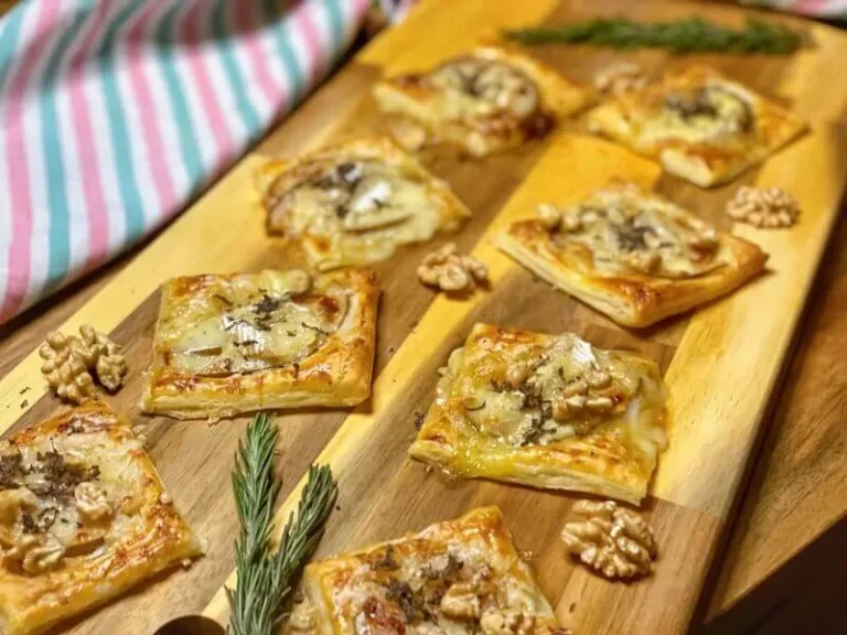 recetas con hojaldre, hojaldres de pera y queso, recetas aperitivos, recetas meriendas, recetas picoteo, recetas con trufa, recetas con queso